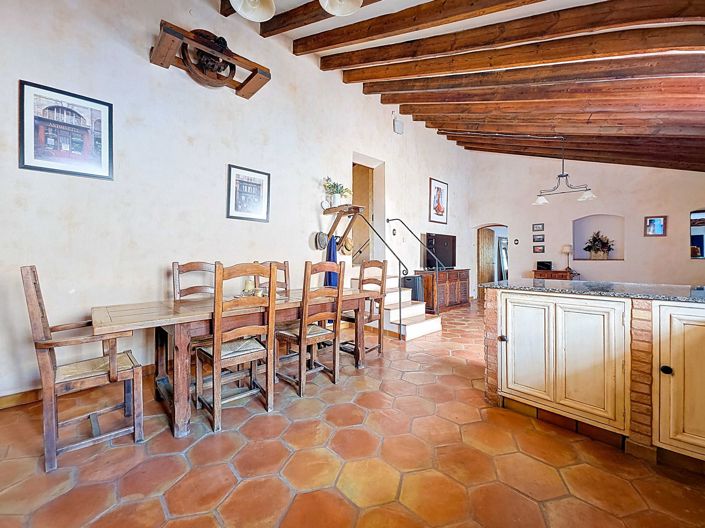 Image No.18-5 Bed Country House for sale