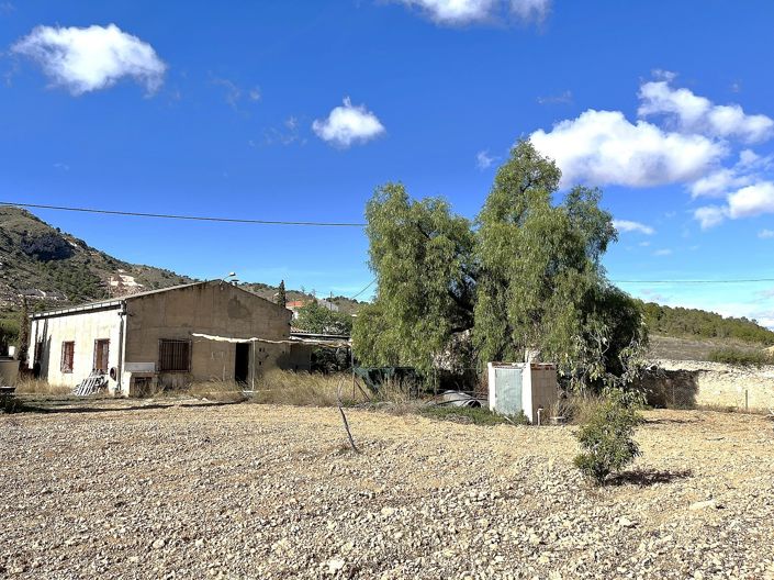 Image No.31-4 Bed Country House for sale