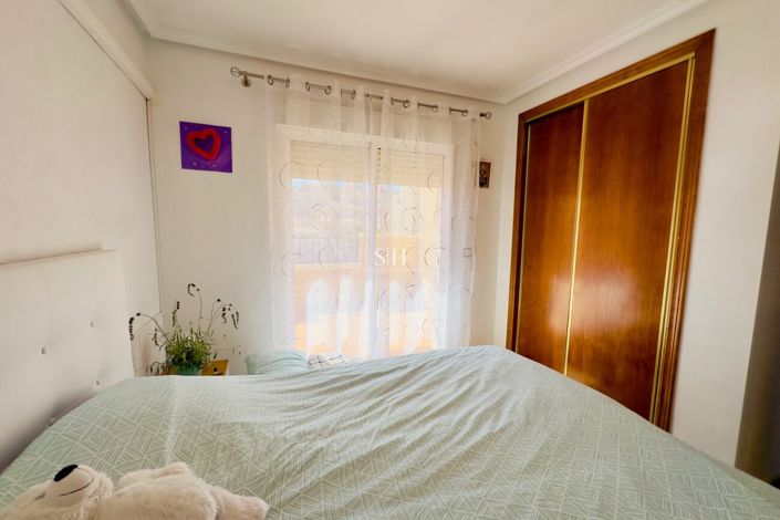 Image No.10-3 Bed Townhouse for sale