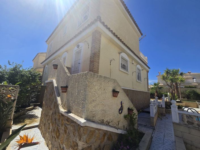 Image No.13-5 Bed Villa for sale