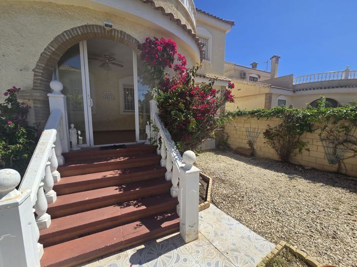 Image No.15-5 Bed Villa for sale