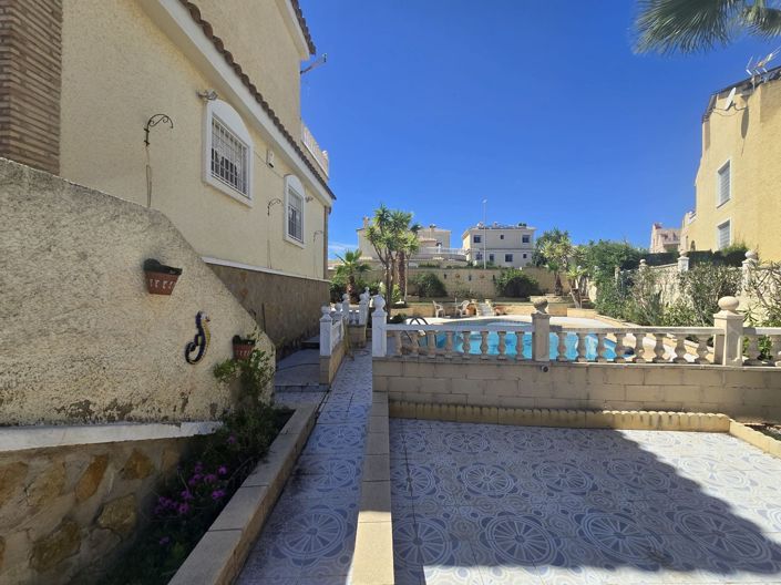 Image No.18-5 Bed Villa for sale