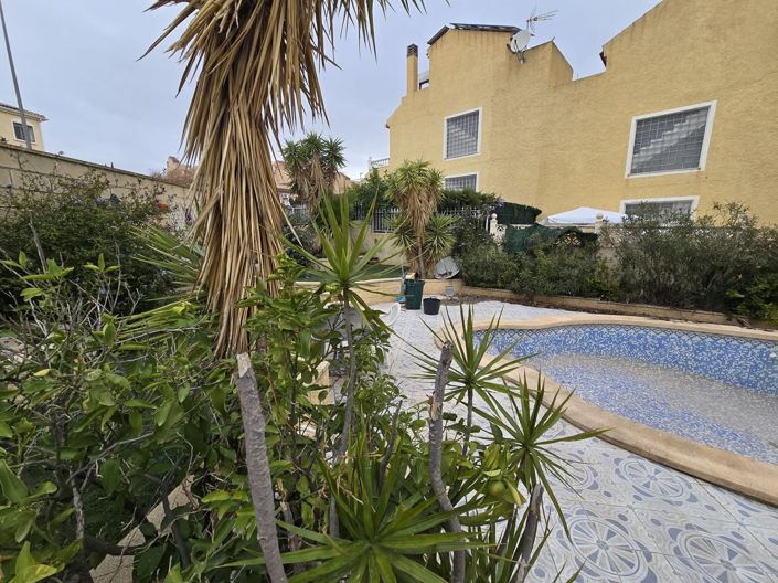 Image No.4-Villa de 5 chambres à vendre à Monforte del Cid