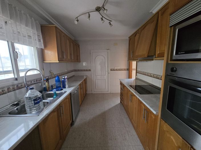 Image No.36-5 Bed Villa for sale