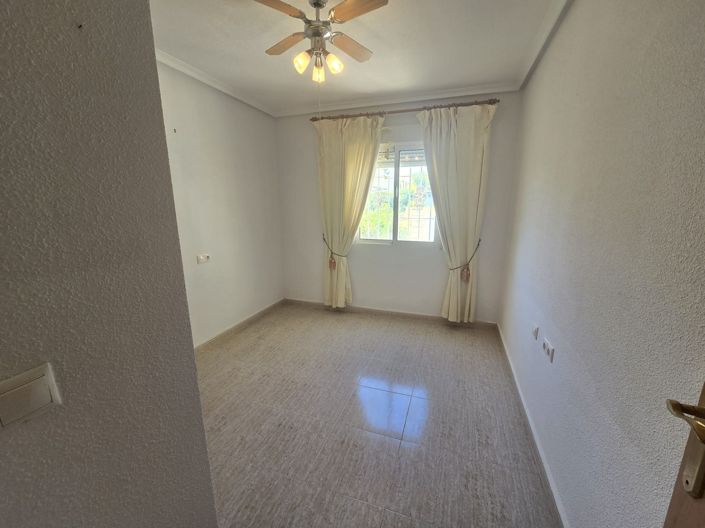 Image No.39-5 Bed Villa for sale