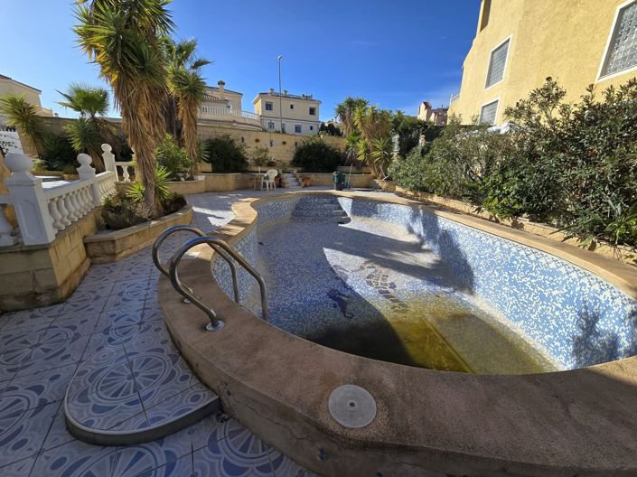 Image No.5-5 Bed Villa for sale