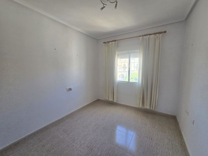 Image No.41-5 Bed Villa for sale