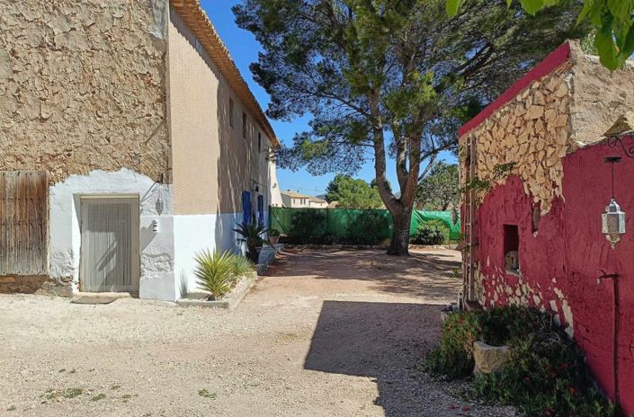 Image No.6-Maison de campagne de 4 chambres à vendre à La Romana