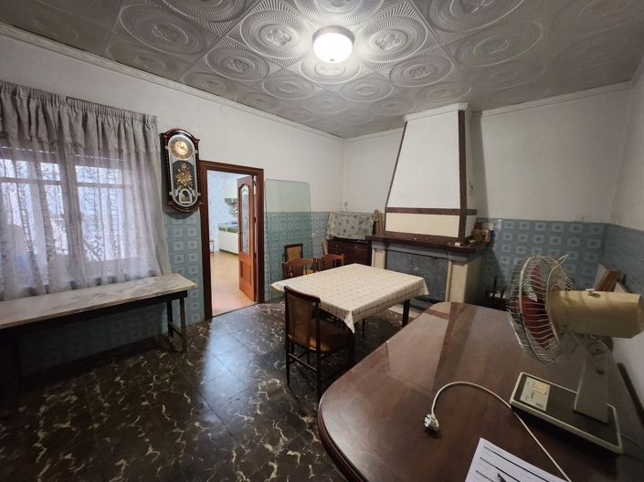 Image No.18-3 Bed Townhouse for sale