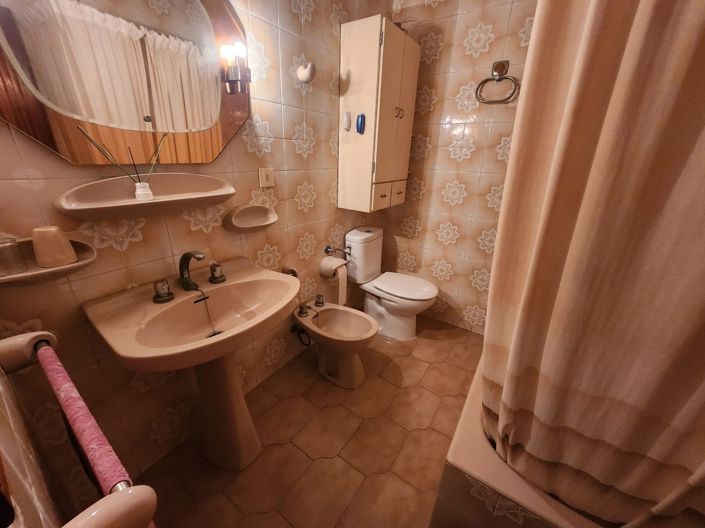 Image No.24-3 Bed Townhouse for sale