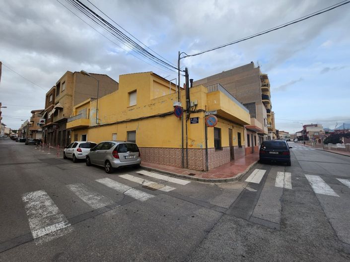 Image No.9-3 Bed Townhouse for sale