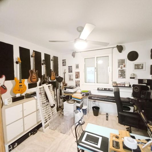 Image No.18-3 Bed Townhouse for sale