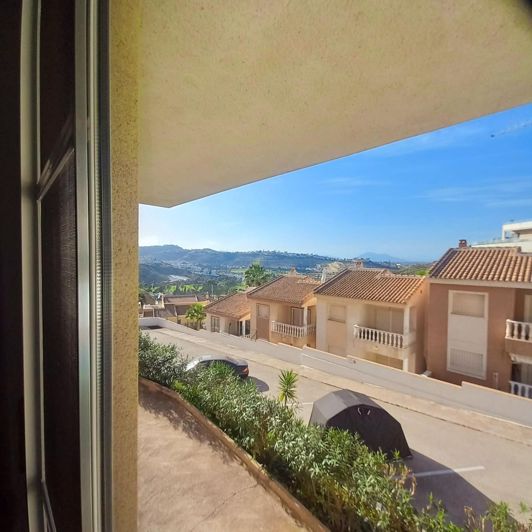 Image No.24-3 Bed Townhouse for sale