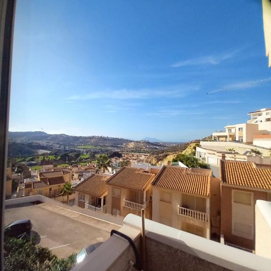 Image No.30-3 Bed Townhouse for sale