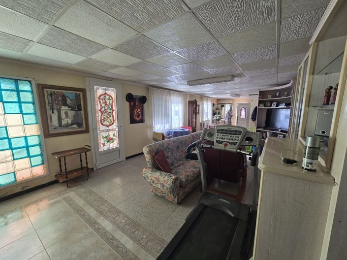 Image No.14-7 Bed Villa for sale