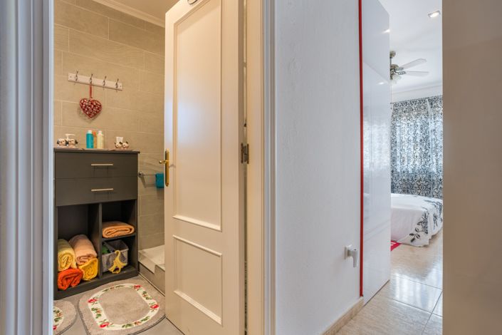 Image No.34-3 Bed Country House for sale