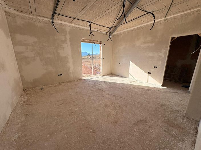 Image No.10-3 Bed Villa for sale