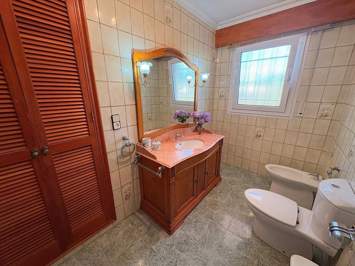 Image No.45-3 Bed Villa for sale