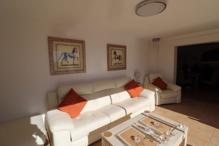 Image No.11-2 Bed Townhouse for sale