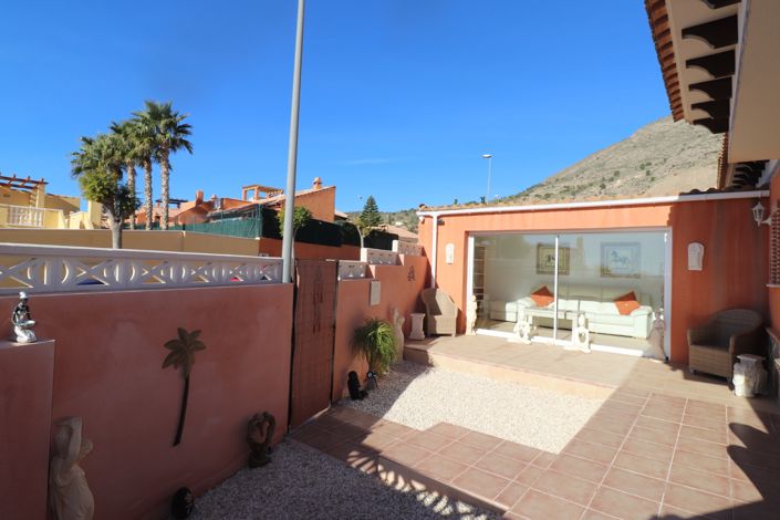 Image No.3-2 Bed Townhouse for sale