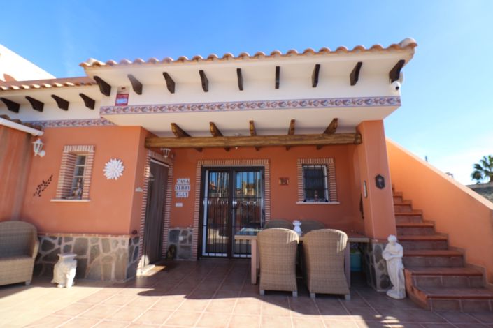 Image No.5-2 Bed Townhouse for sale