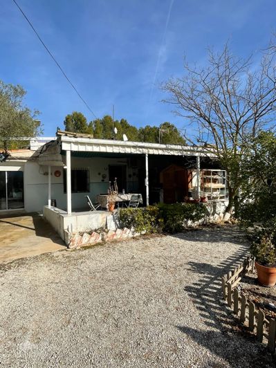 Alicante, Country House