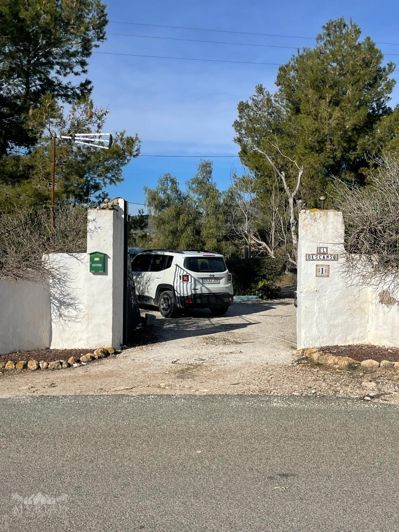 Image No.21-2 Bed Country House for sale