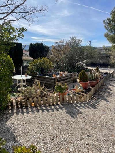 Image No.29-2 Bed Country House for sale