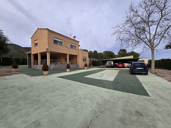 Image No.13-4 Bed Country House for sale