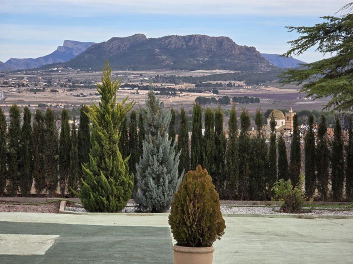 Image No.16-4 Bed Country House for sale