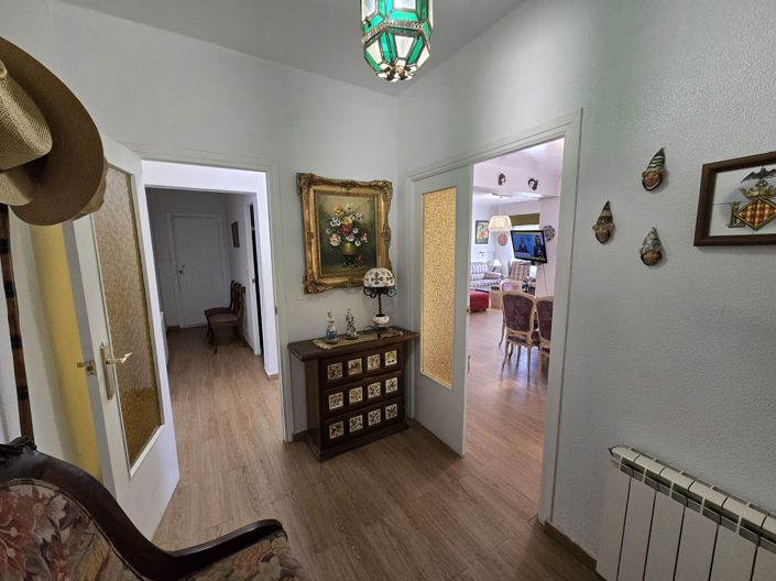 Image No.30-4 Bed Country House for sale