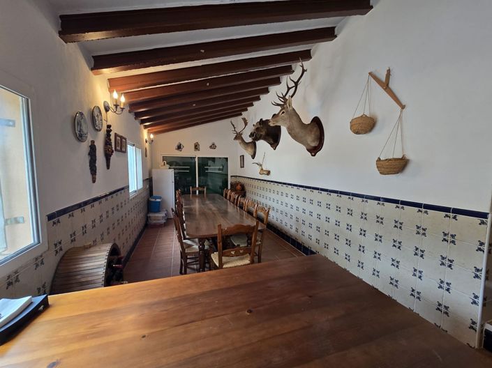 Image No.34-4 Bed Country House for sale