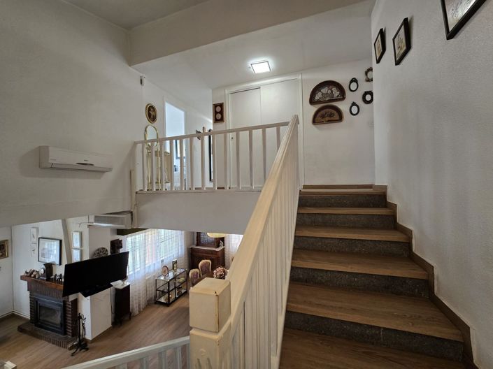 Image No.37-4 Bed Country House for sale