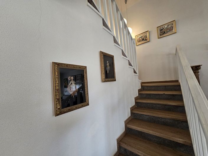 Image No.38-4 Bed Country House for sale