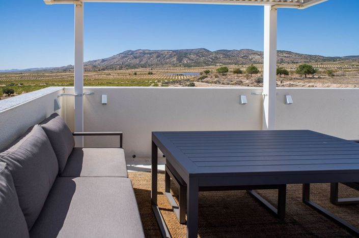 Image No.10-3 Bed Villa for sale