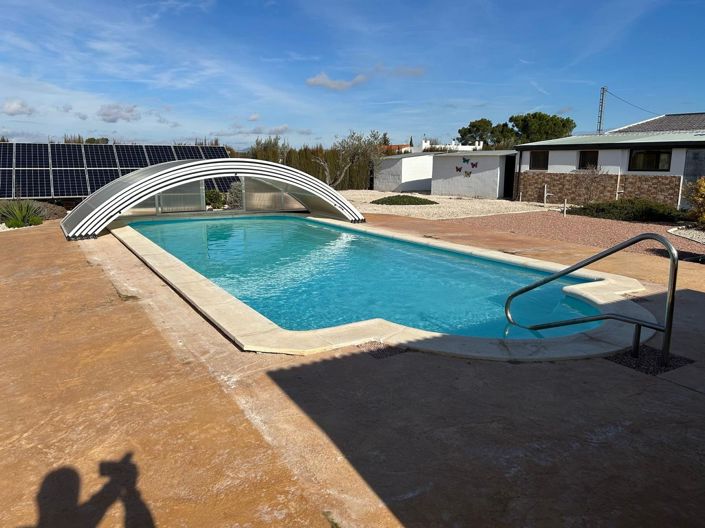 Image No.45-5 Bed Villa for sale