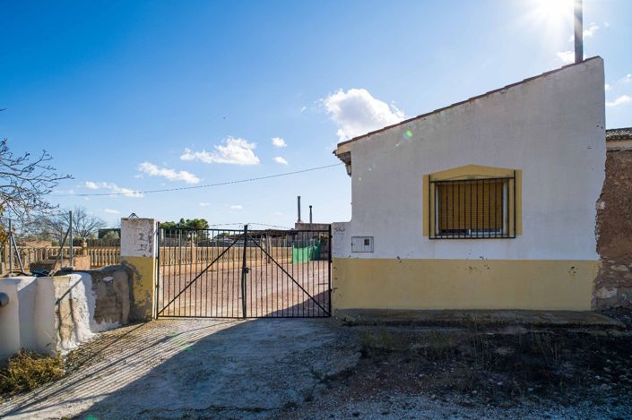 Image No.11-5 Bed Country House for sale