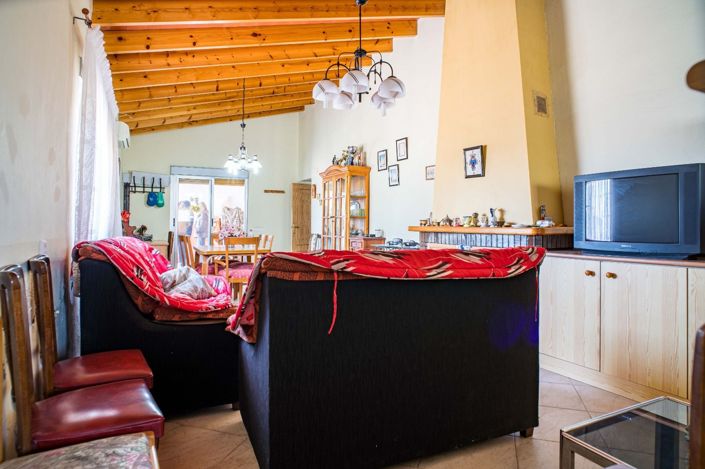 Image No.28-5 Bed Country House for sale