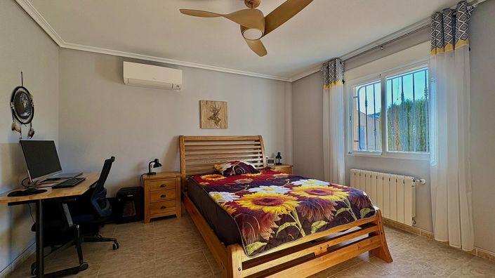 Image No.18-4 Bed Villa for sale