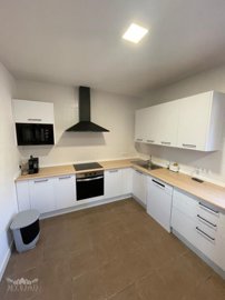 65048fa233df-3c90-46bf-b117-0a5e8d613250