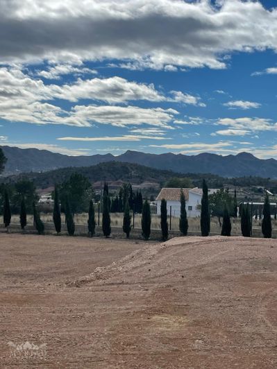 Image No.32-4 Bed Villa for sale