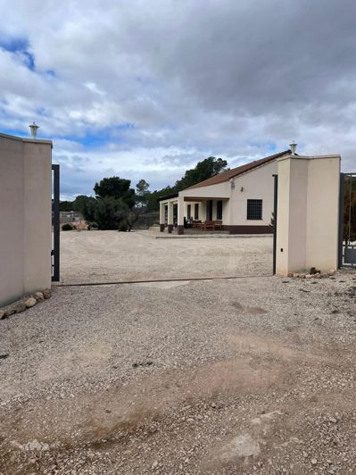 Image No.42-4 Bed Villa for sale