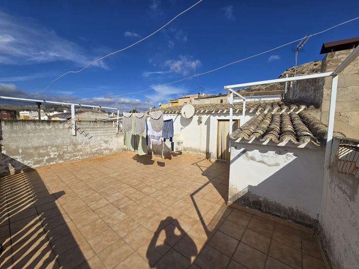 Image No.8-5 Bed Townhouse for sale