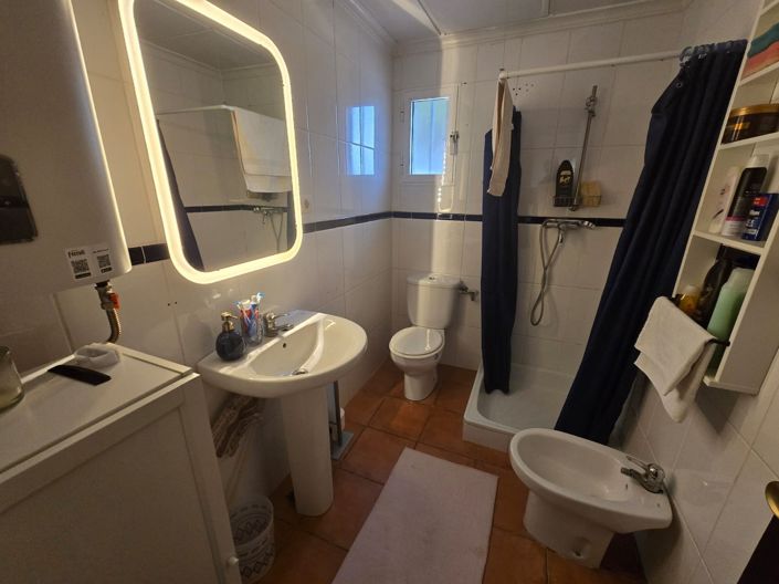 Image No.36-4 Bed Country House for sale