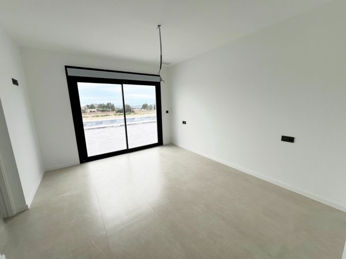 Image No.11-3 Bed Villa for sale
