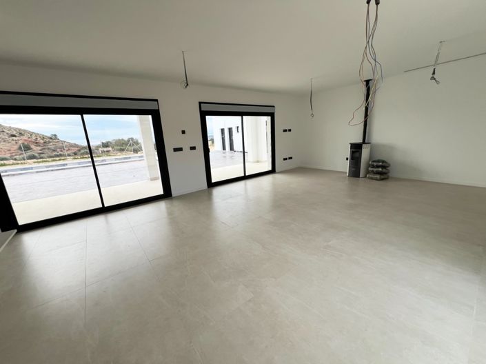 Image No.5-3 Bed Villa for sale