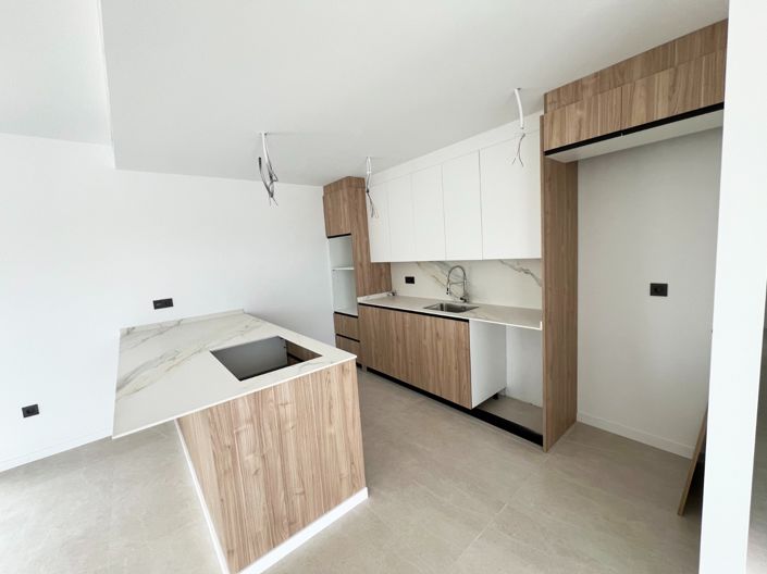 Image No.9-3 Bed Villa for sale