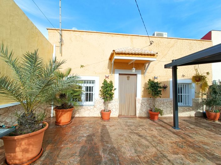 Image No.3-3 Bed Villa for sale