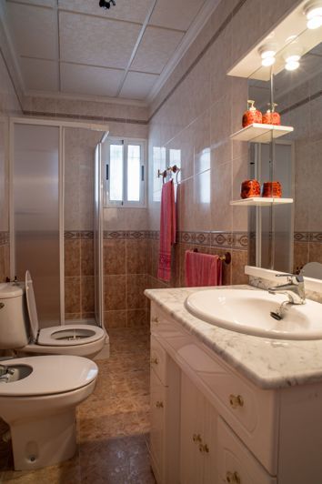 Image No.21-6 Bed Townhouse for sale