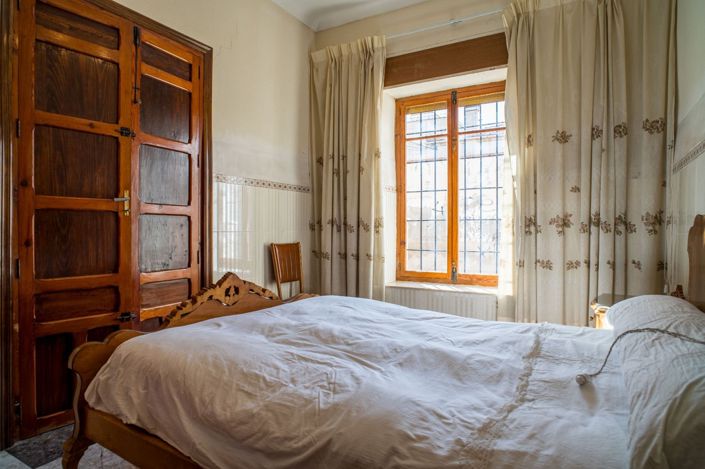 Image No.34-6 Bed Townhouse for sale